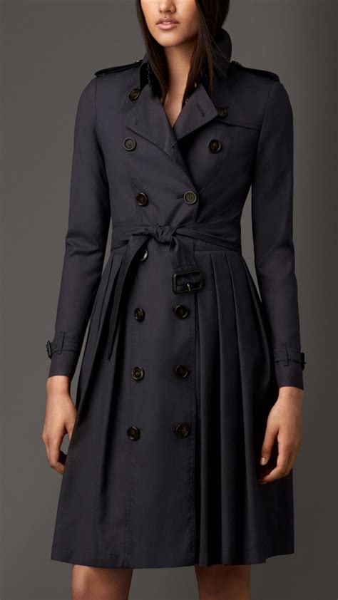 how to button burberry trench coat|Burberry trench coats for women.